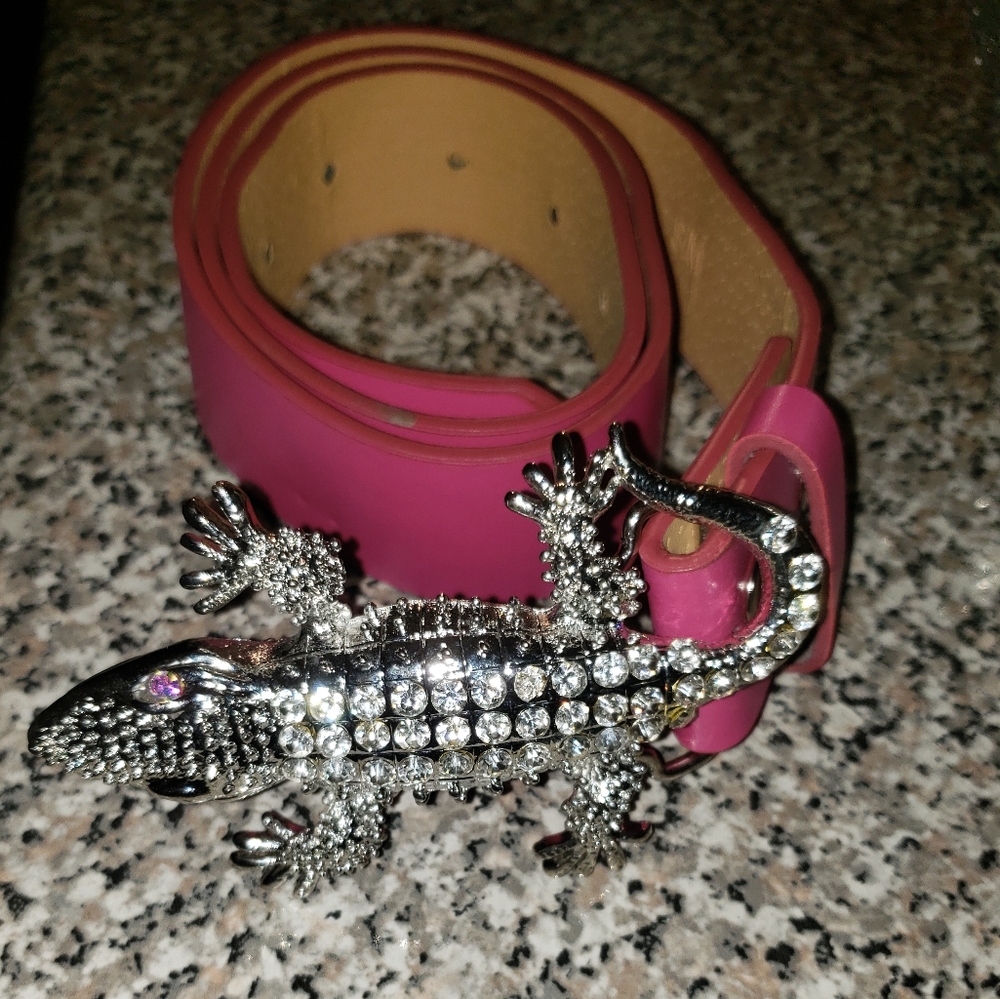Belt buckle